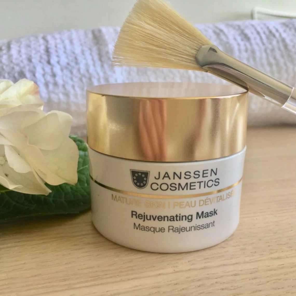 Rejuvenating Mask by Janssen Cosmetics 4