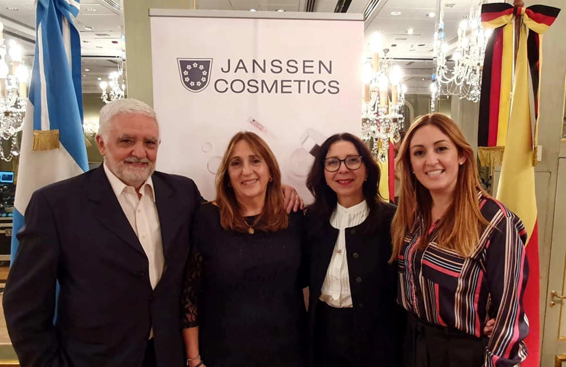 Janssen Cosmetics in Argentina 2019-06 1