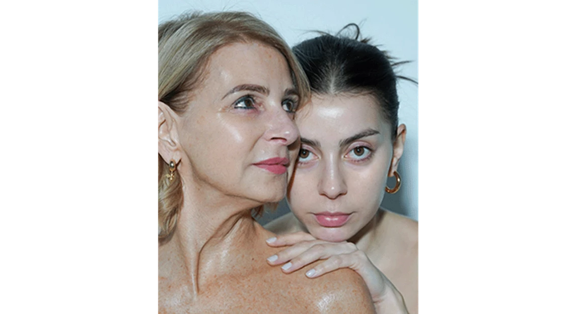 claudia_und_gina_fischer_janssencosmetics_small