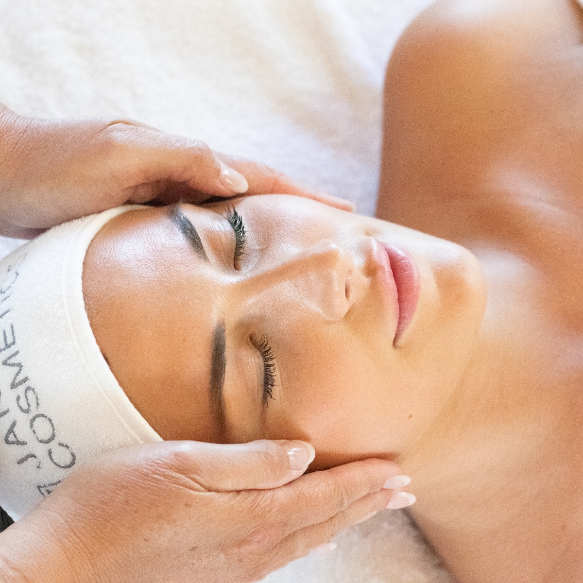COMBINATION SKIN treatment by JANSSEN COSMETICS