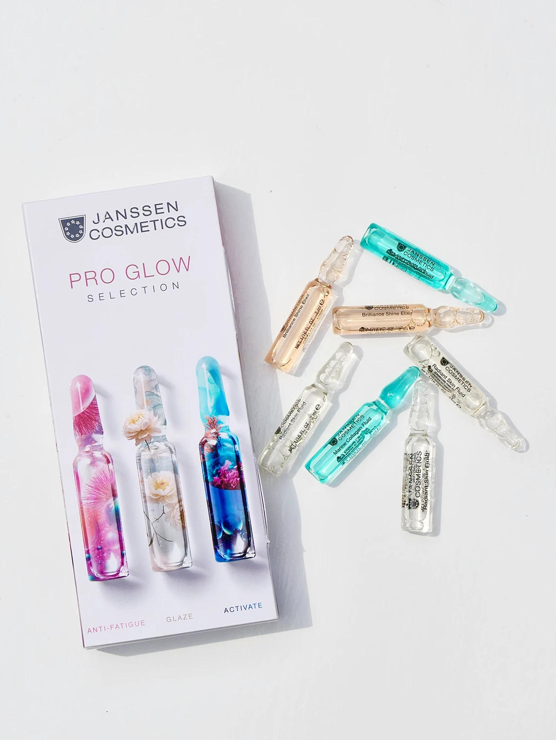 Pro Glow Selection_Flatlay