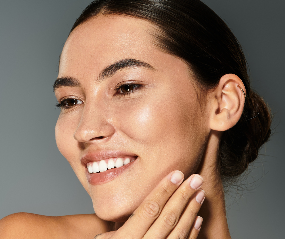 Dermaplaning pour une peau lisse et lumineuse